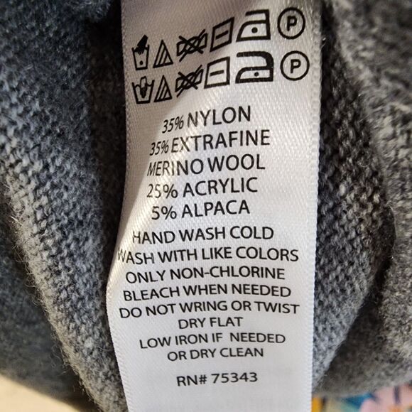C.C. California Crewneck Sweater Size S Button Side Hem Wool Alpaca Preppy Chic - Picture 12 of 15